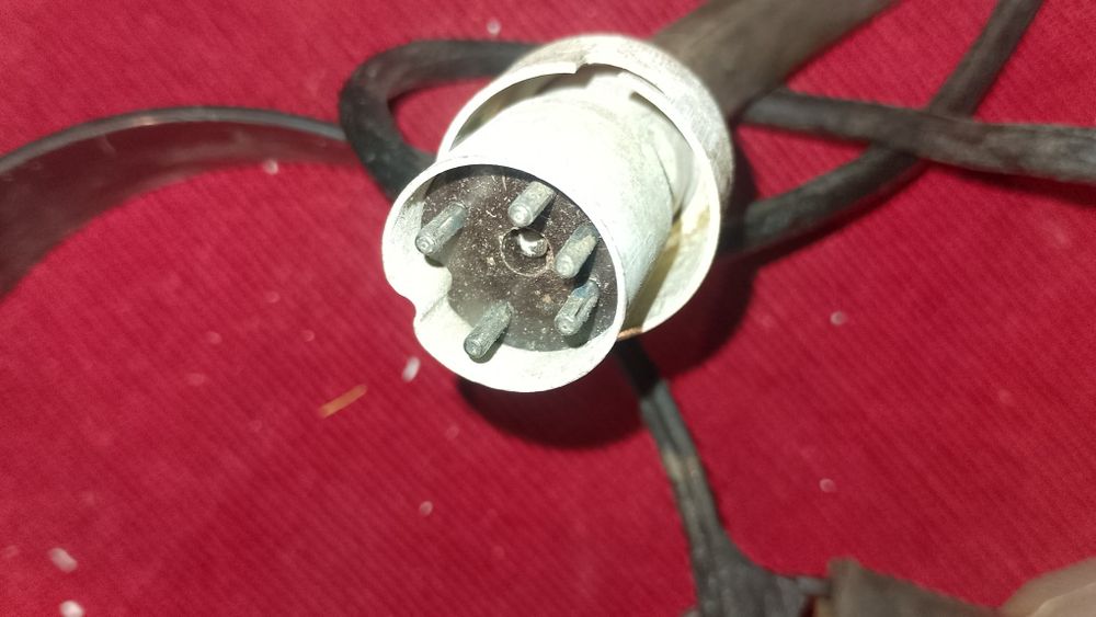 Слушалки с комутатор за стара радиостанция