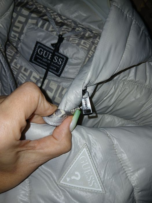 Geaca GUESS ORIGINALA noua cu eticheta