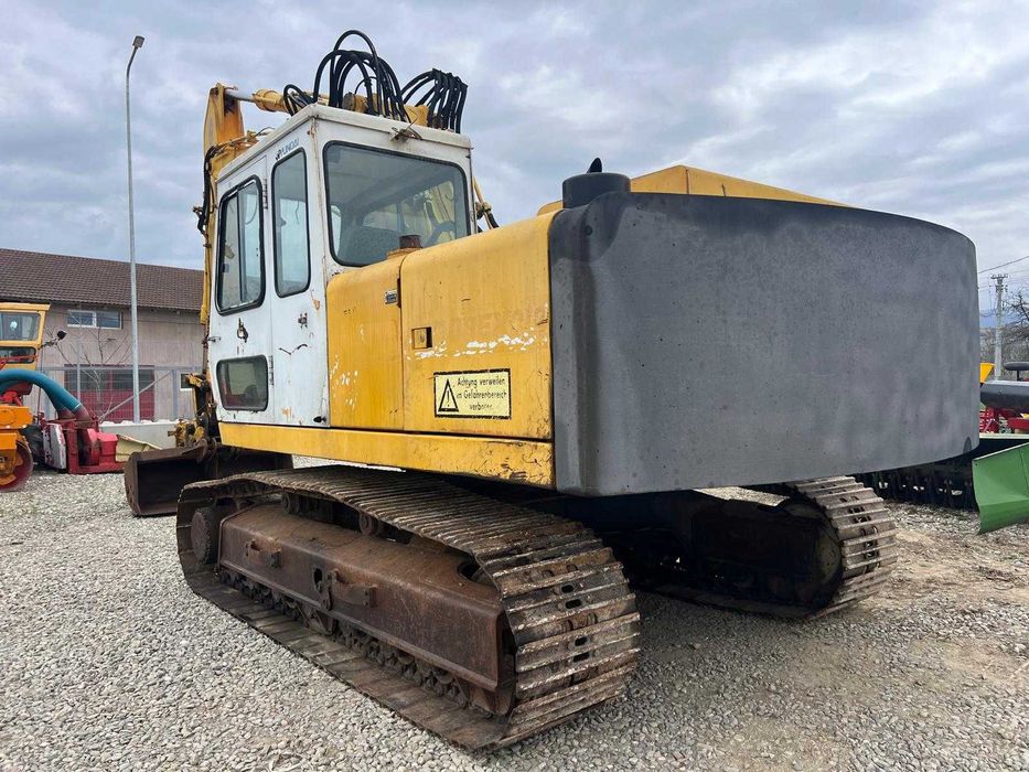 Багер Hyundai Robex 210LC – 22 тона, разтегателно рамо + видео