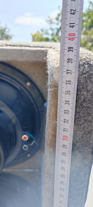 Subwoofer auto 2x600 wați RMS