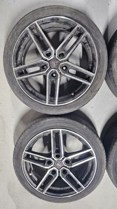 КОМПЛЕКТ дисков с шинами R17 для BMW