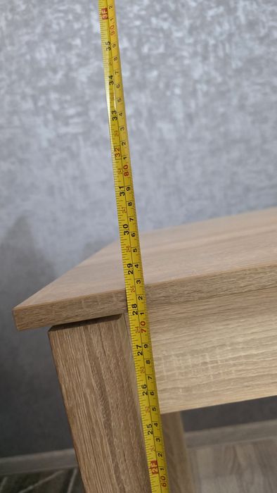 Стол в хорошем состоянии