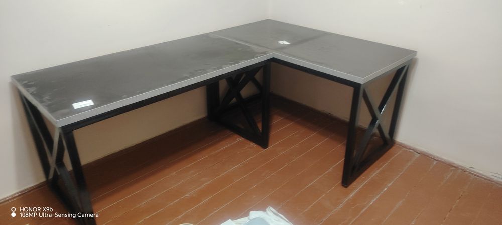 Stol loft nukus qalasi