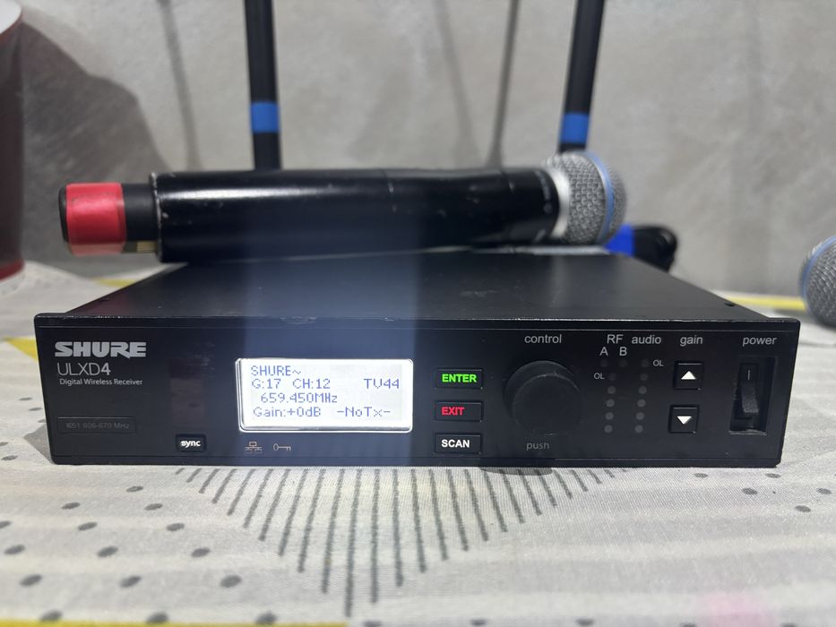 Vand Microfoane UlxD4 2 Bucati Sau Separat