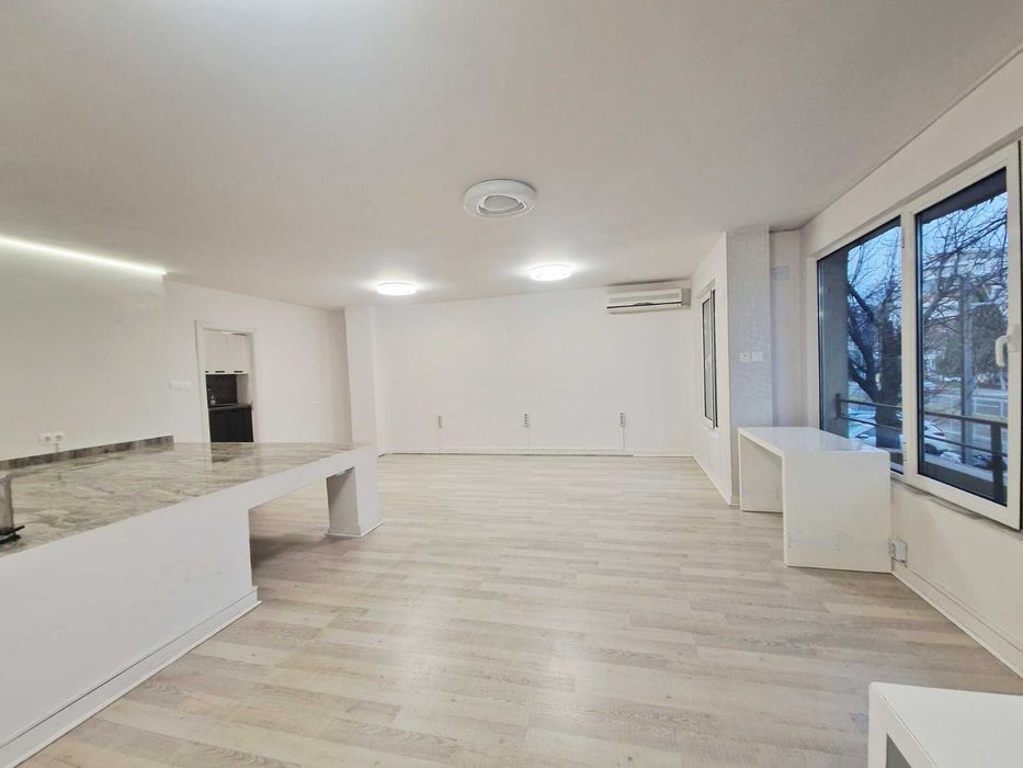 Дава се под наем Офис в Варна, Автогара - 100 кв.м за 897.6 € - Снимка #3