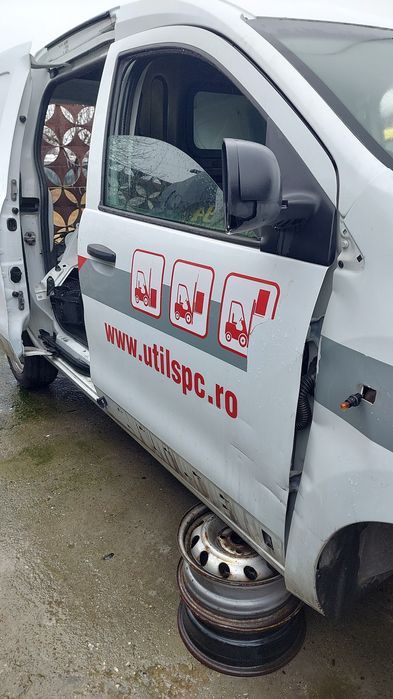 Usa Dacia Dokker Lodgy dreapta fata