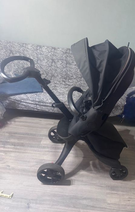 Бебешка количка Stokke