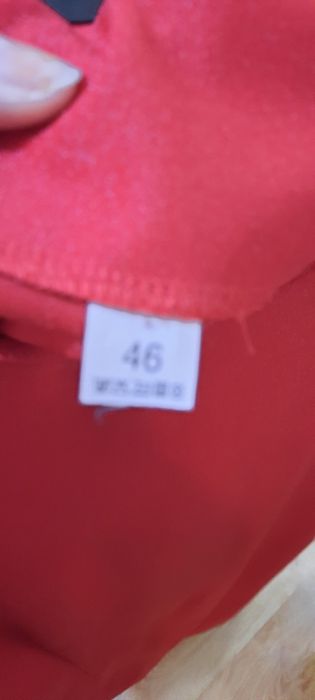 Rochita rosie  elegantã