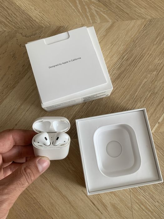 Airpods 2 слушалки - 10€