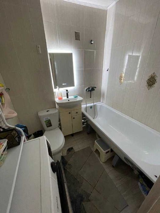 Продам 2-х квартиру Жилгородок.