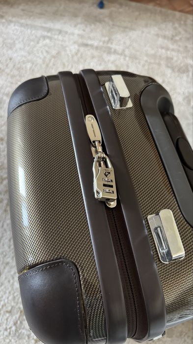 Чемодан «Heys» Carry-On, оригинал.