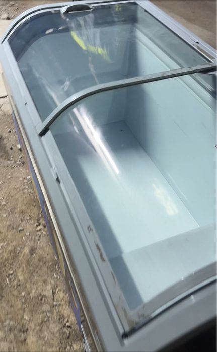 Витринный морозильник сатылады