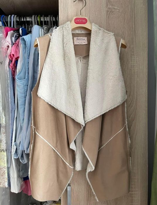 Vand vesta Bershka marimea S