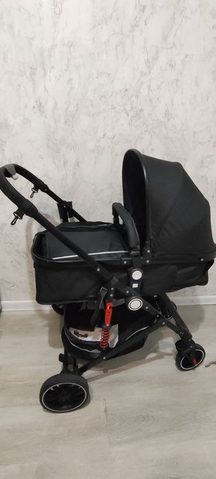 Продам детскую коляску