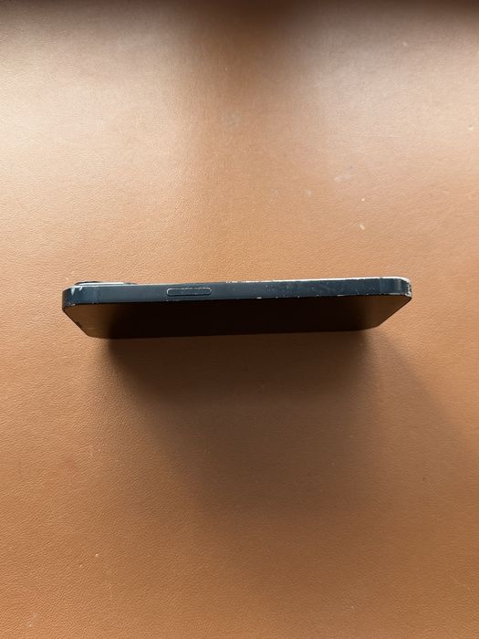 Продам айфон 14