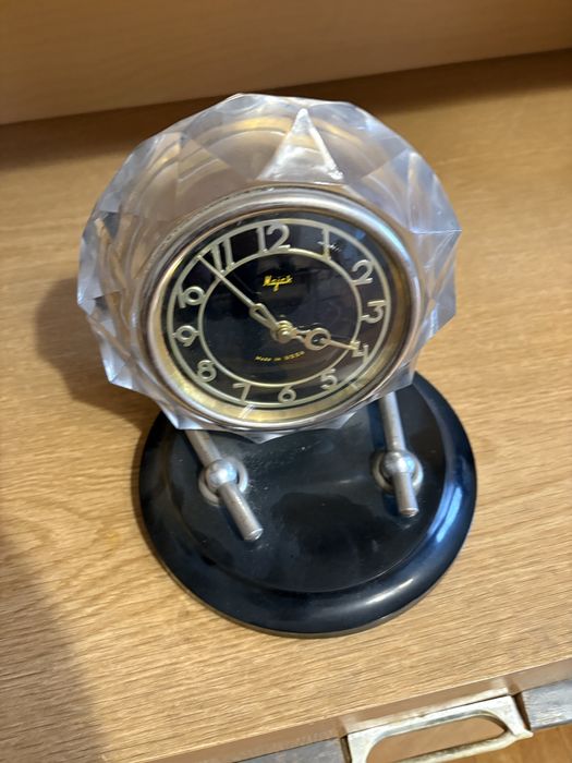 Ретро съветски настолен часовник Маяк – за ремонт