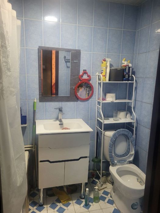 Овир томонда 2 хонали квартира 1 каватдан ижарага берилади