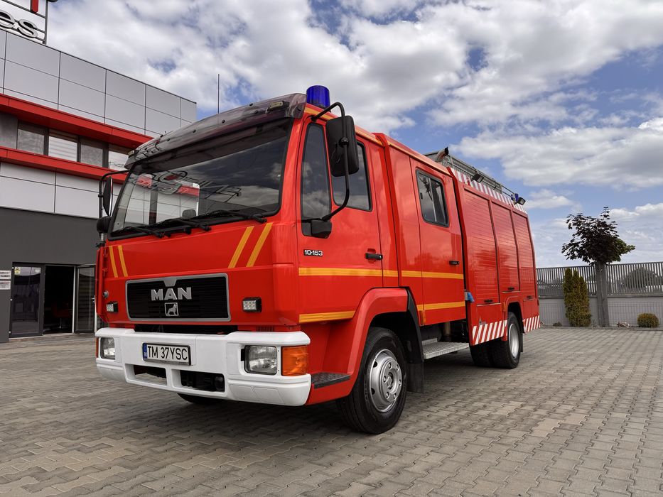 Mașina de pompieri MAN, echipata si înmatriculată, 2500 L + spuma