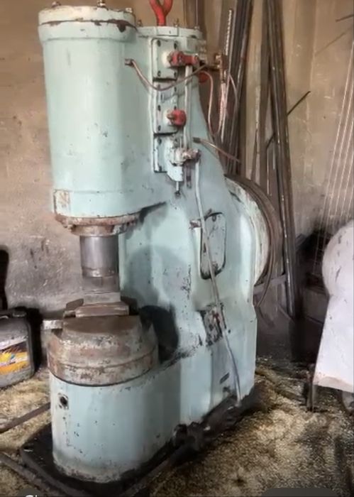 Кузнечный молот