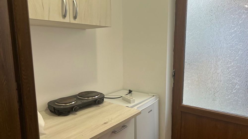 Cameră pentru student/ă– baie proprie, intrare separată – 5 min de UAIC