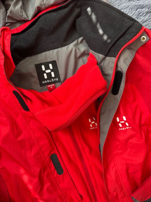 Дамска ветровка с поларена подплата от Haglöfs (GoreTex) S/M размер