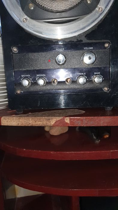 Колонки с встроенным усилителем