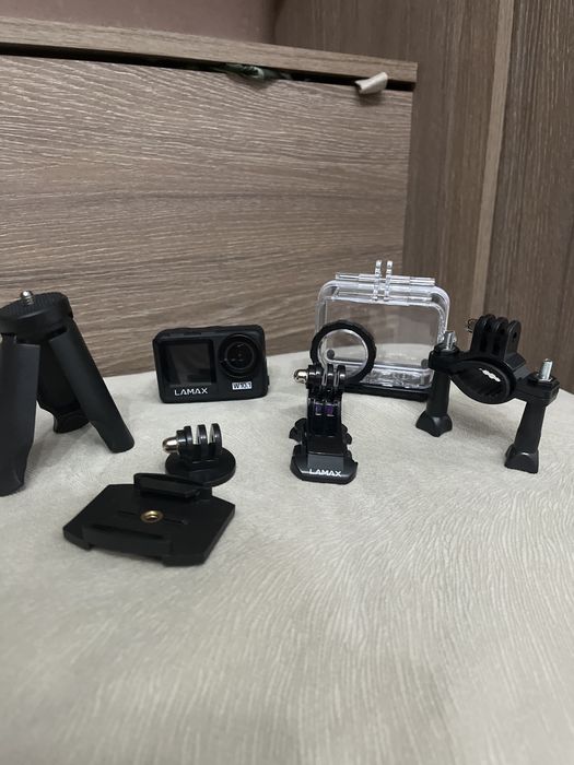 Lamax w10.1 action camera
