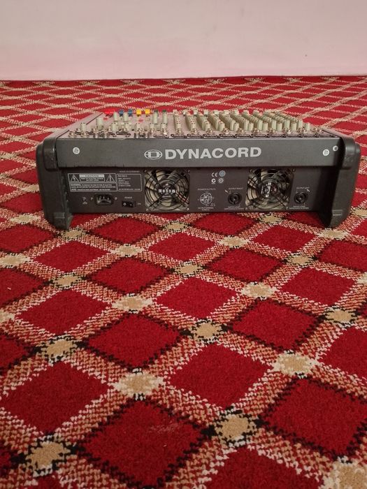 Dinacord pult mikwer sotiladi,P argenal