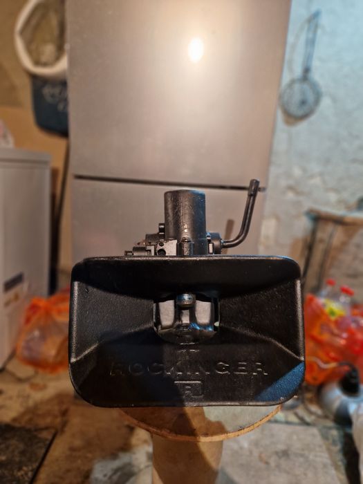 Евра Фаркоп ROCKINGER 48