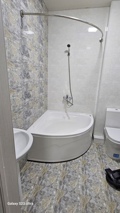 Аренда коракамиш макро 1.хонали  2.хонали клинган шароити бор оилага