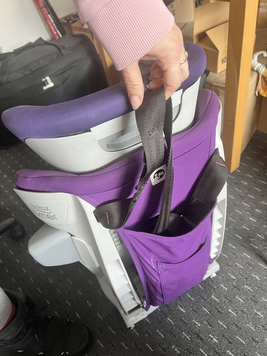 Scaun auto Britax Romer cu isofix