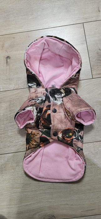 Дреха за малко куче