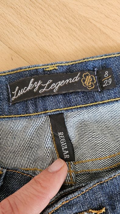 Джинсы новые, 29 р.