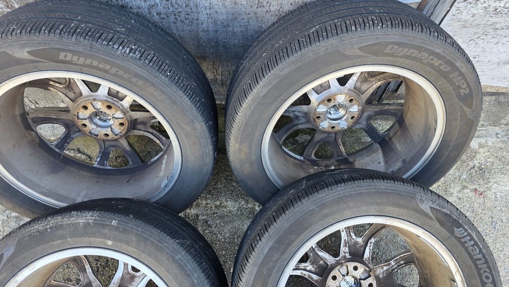 Оригинални 20" Jeep Grand Cherokee 5x127 8j ET56.40