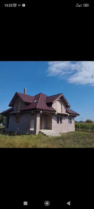 Casa la gri cu Teren Aferent