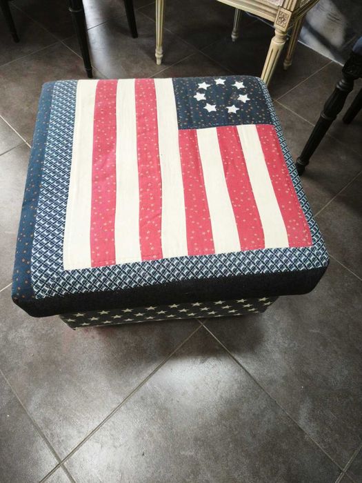 Табуретка в американски стил