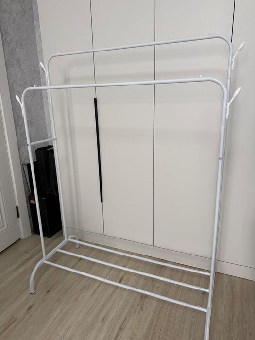 Вешалка напольная