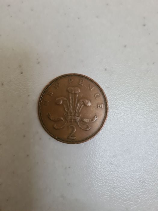 Moneda Elisabeta 2