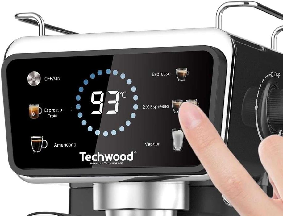 Кафемашина за еспресо с ръкохватка Techwood за мляно кафе и капсули с тъч
