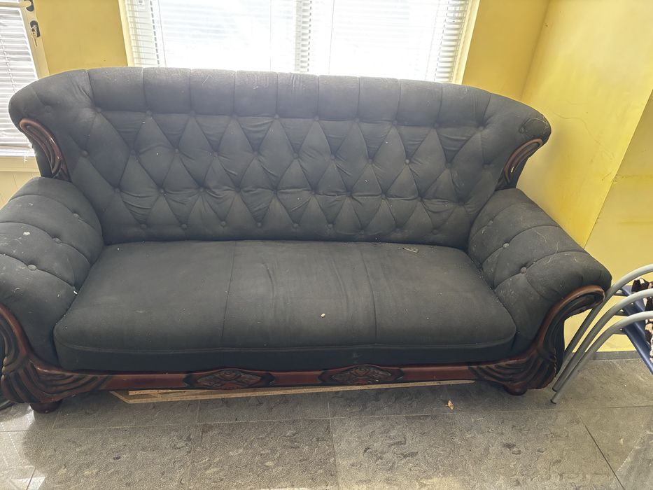 Ретро Диван с дърворезба