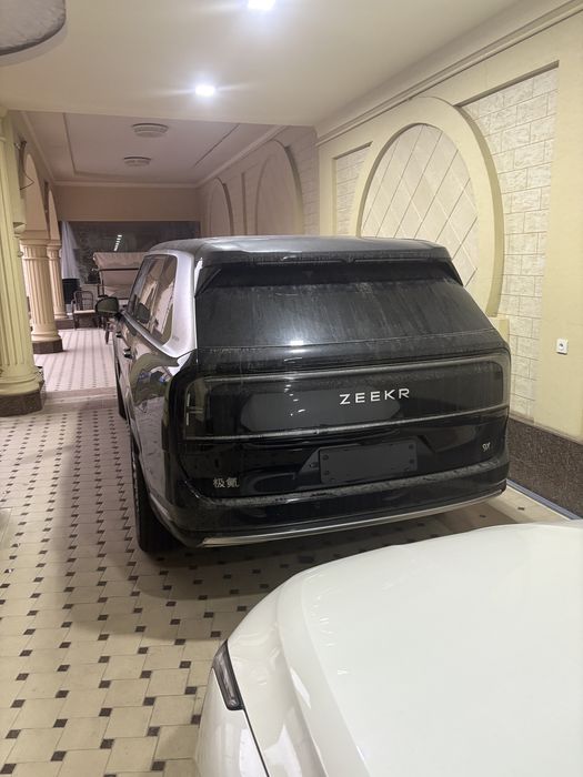 Zeekr 9X Max Black в наличии
