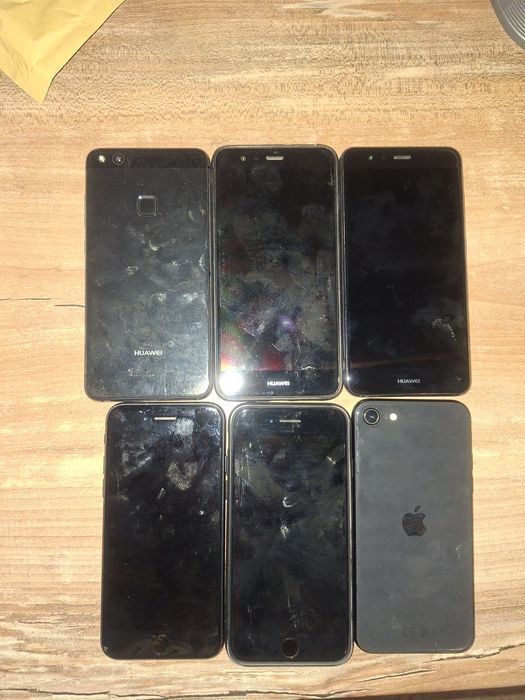 Vand telefon  huawei p10