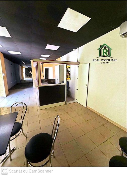 Spatiu 60mp langa piata - ideal comercial- magazin !