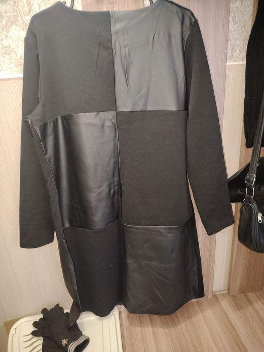 Продам платье  за 1500