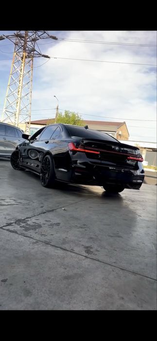 Продаётся BMW 3.0 twin turbo