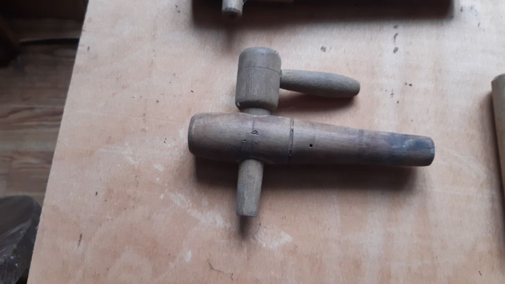 Дървени канели и чепове