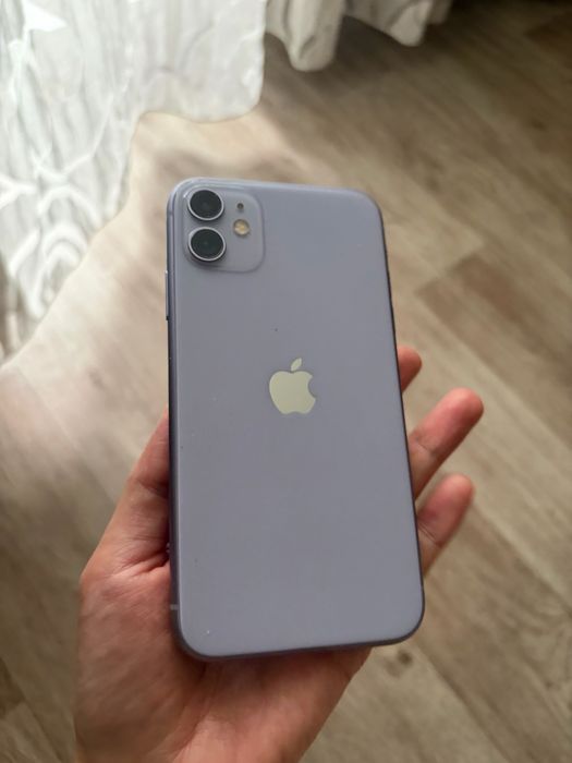 Продам Iphone 11
