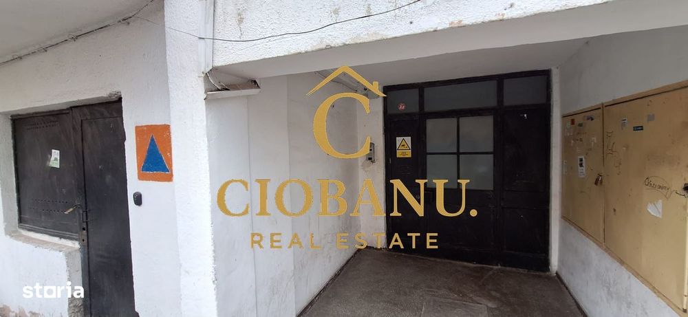 Apartament etaj 3/8 decomandat zona 1 Mai-Sara de vanzare