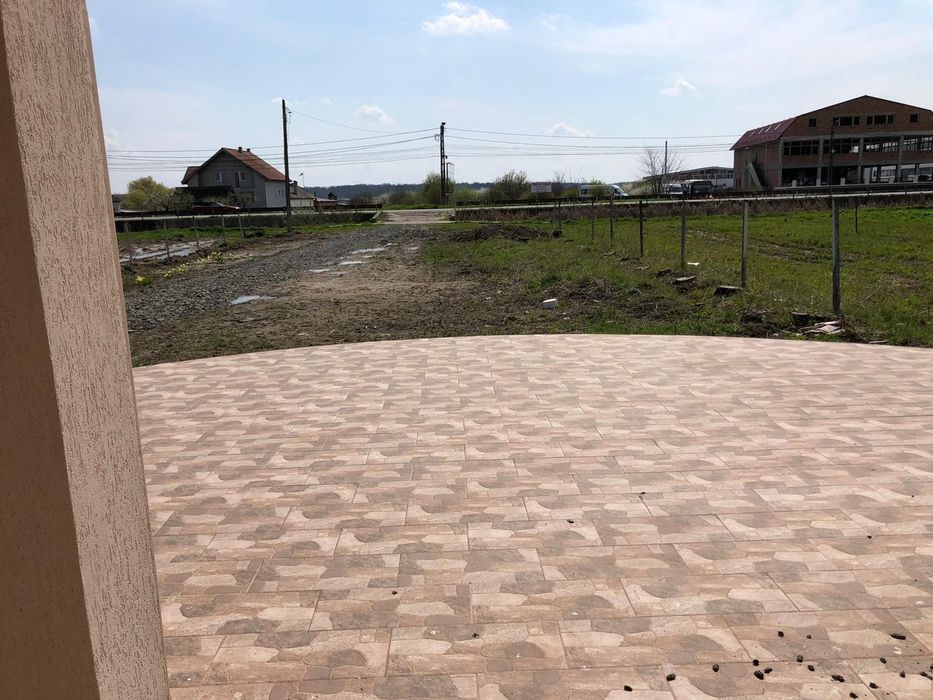 Vând pensiune/hotel neterminat, ideal pentru investiție