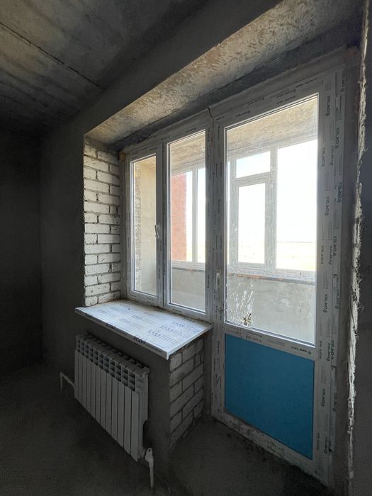 Продаю 1км.кв на Батыс 2